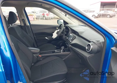 2022 Nissan Kicks Sv Xtronic Cvt z USA, uszkodzony, nr VIN 3N1CP5CV1NL475750